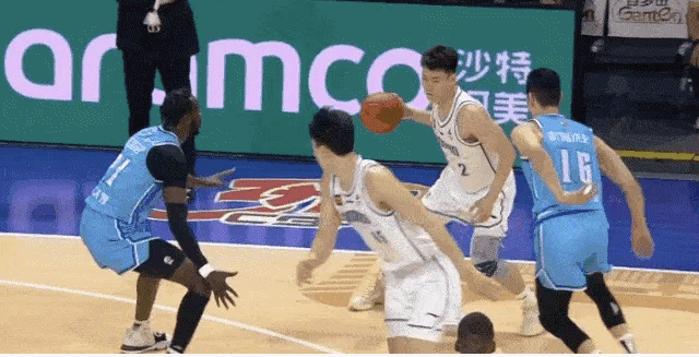 💯王睿泽妙传，杨瀚森顺下完成单手劈扣！